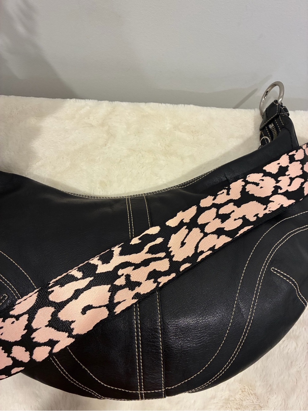 Coach Soho 10032 Black Leather Hobo Shoulder Bag Contrast Stitching Y2K - Picture 7 of 15
